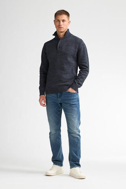 Knitwear Zip & Buttons