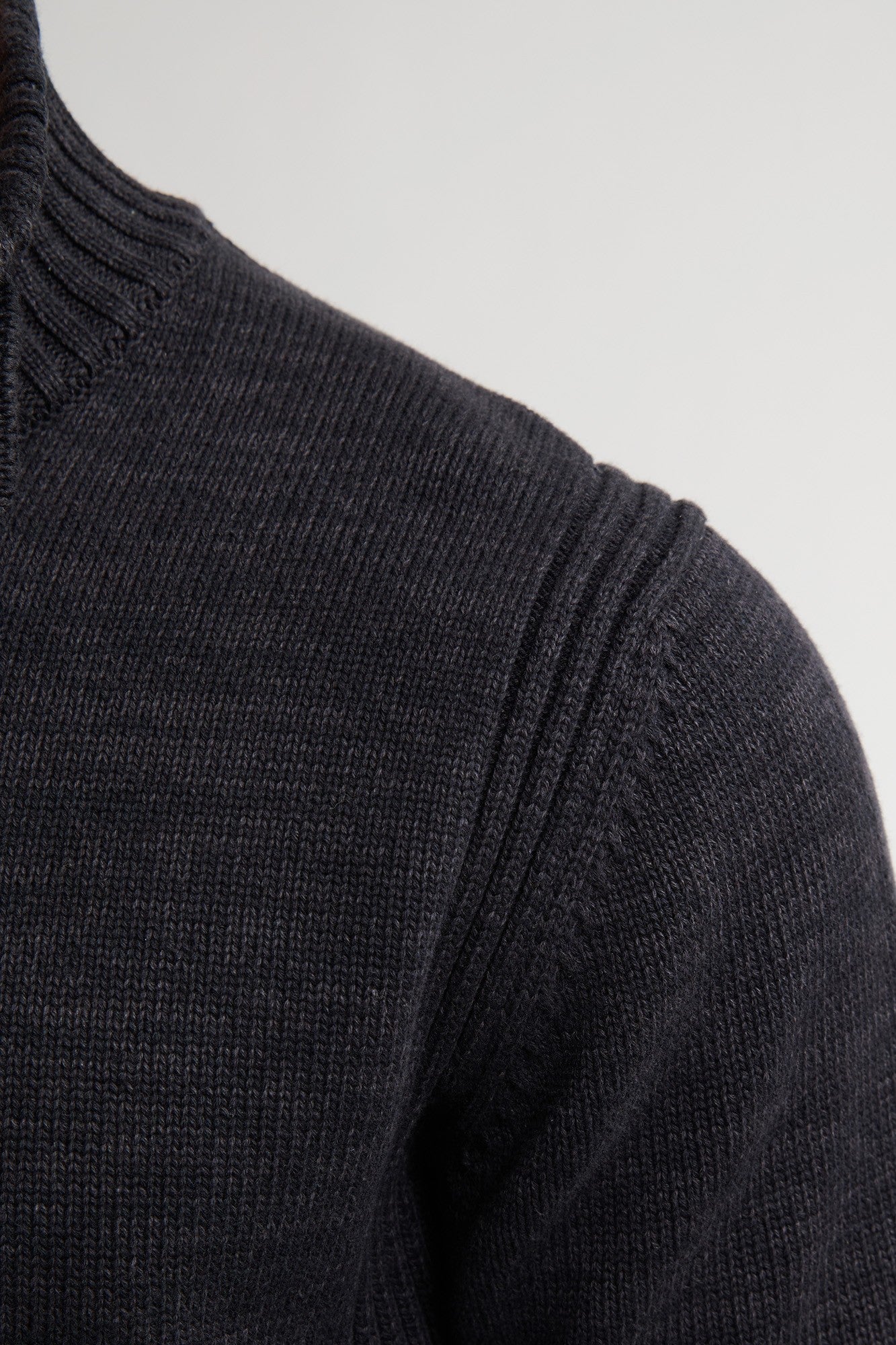 Knitwear Zip & Buttons DB